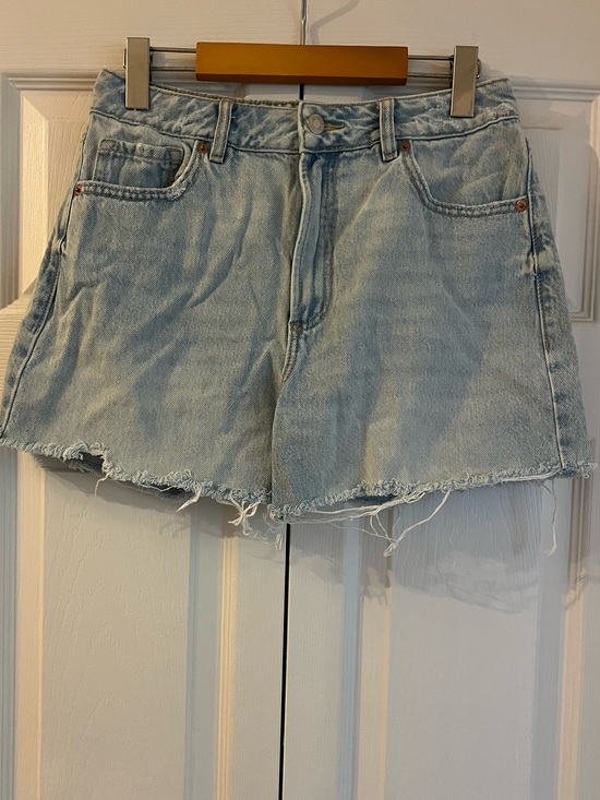 Dynamite Pants - Dynamite Light Wash Denim Cutoff Shorts